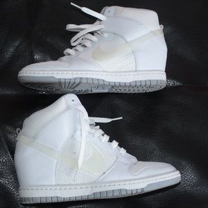Nike Dunk Sky Hi Essential 'Sail' Sneakers